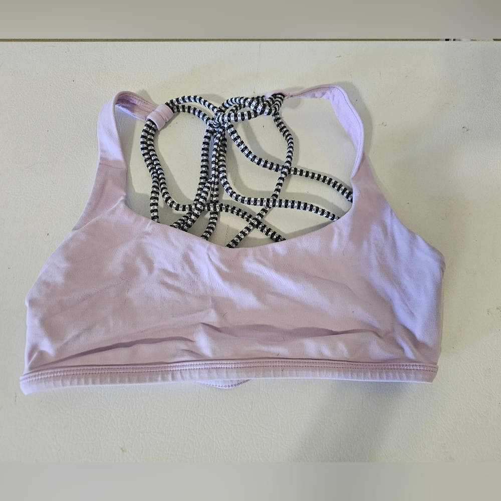 Lululemon Free To Be Bra (Wild) Size 4